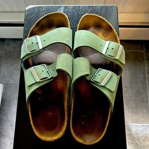 Used Birkenstock Size 40 Arizonas